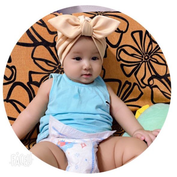 Turban màu kem xinh xắn