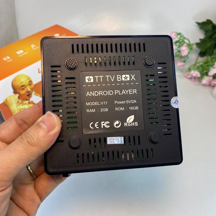 Đầu androi TV ram 2G Legend Box V11 biến tivi thường thành smart tivi mới
