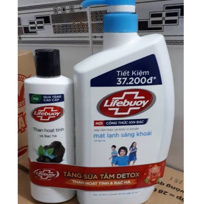 Sữa tắm Lifebuoy Tinh chất bạc hà chai 850g + tặng sữa tắm Detox 200g