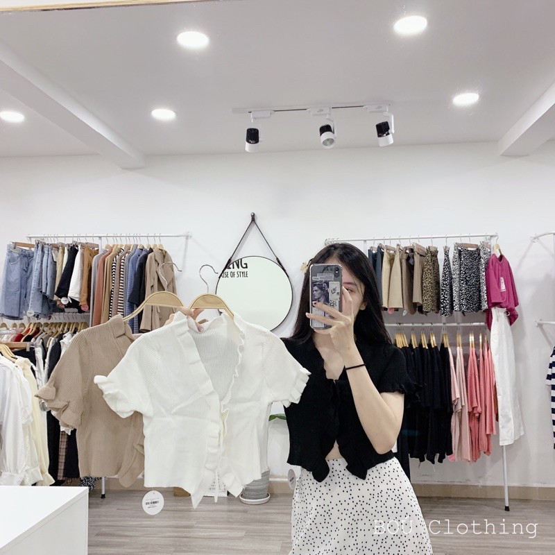 Áo croptop len tăm cột dây