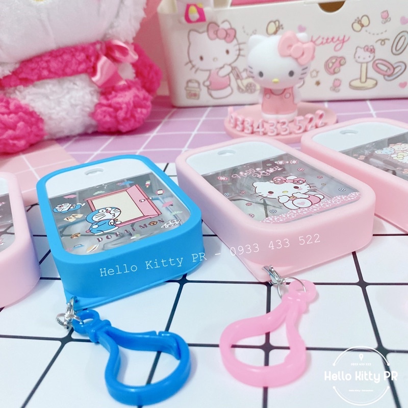 Bình xịt phun sương có móc treo Hello Kitty - Doremon Doraemon