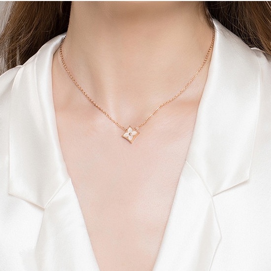 Dây chuyền titan mặt hoa văn vuông cẩm xà cừ siêu xinh không gỉ