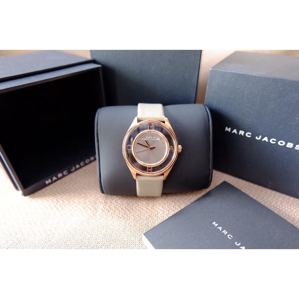 Đồng Hồ Nữ Marc Jacobs MBM1375