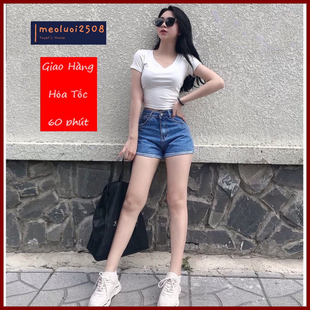 Áo Thun Croptop Trơn Ôm Body Cổ Tim Tuyết's House