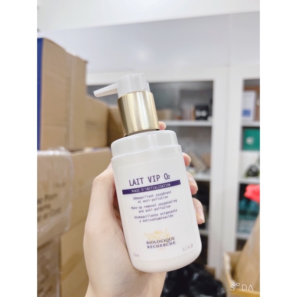 Sữa Rửa Mặt Bảo Vệ Và Làm Sạch Sâu Cho Da Mềm Mịn BR Lait U/VIP O2 150ml