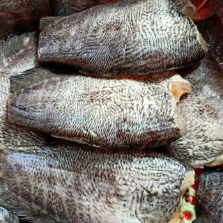 Cá khô nguyệt Nguyễn