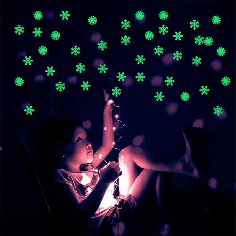 Sét tấm dạ quang phát sáng nhiều hình và kích thước trang trí ngôi nhà thân yêu