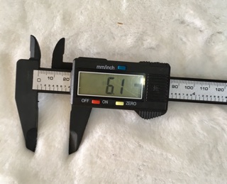 Thước kẹp điện tử.