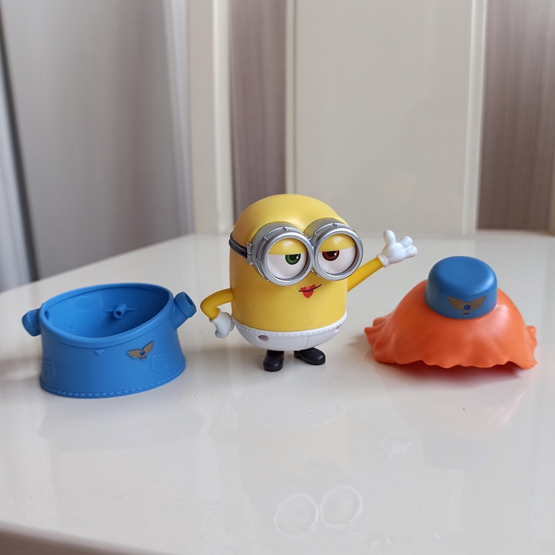 2021KFC minion blind box Bruce lee, minion sheep, chicken, mouse, blind box confirm style