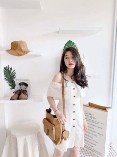 ĐẦM TRẮNG BẸT VAI PHỐI NÚT