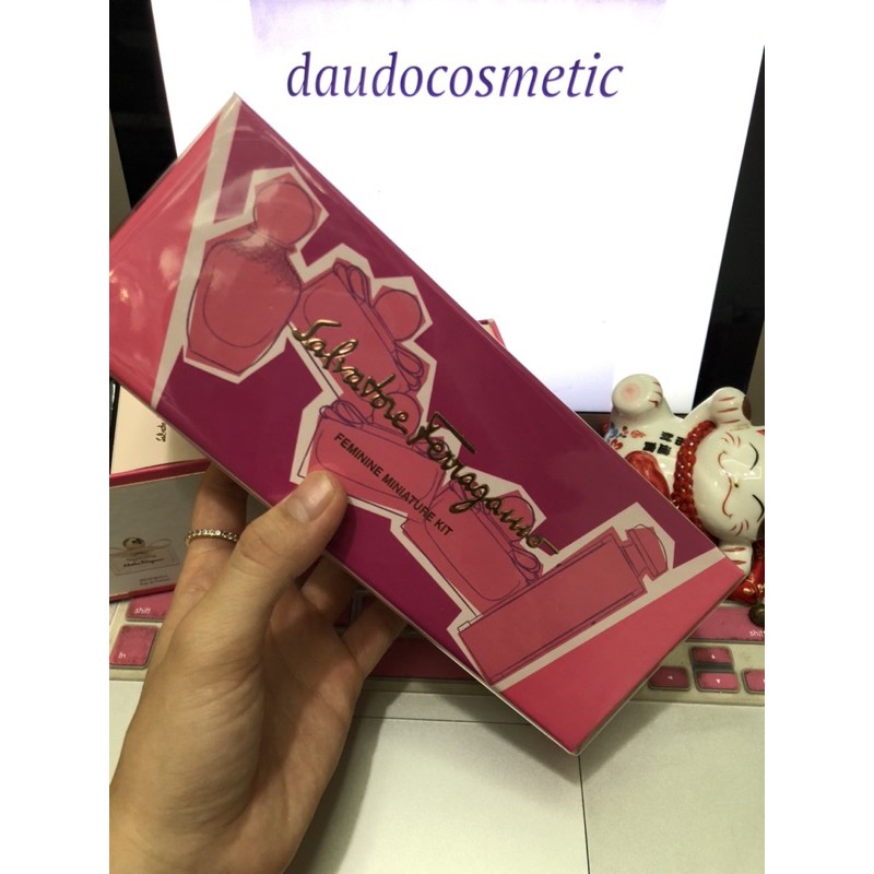 [ set mini ] Tách Set nước hoa Salvatore Ferragamo Signorina EDP - Si In Fiore - Misteriosa - Amo - Emozione -  EDP 5ml | BigBuy360 - bigbuy360.vn