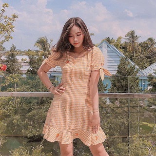Đầm sọc ca rô vàng trái cam