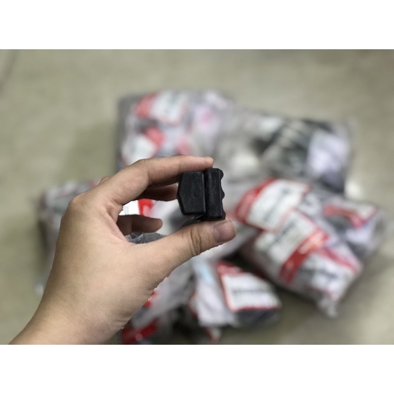 CAO SU TREO GẤP GIẢM RUNG CHO XE