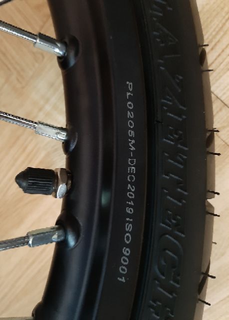 Bánh căm xe EXCITER 150 căm đùm mạ crom full vỏ ruột BLAZETECH như hình gắn như zin