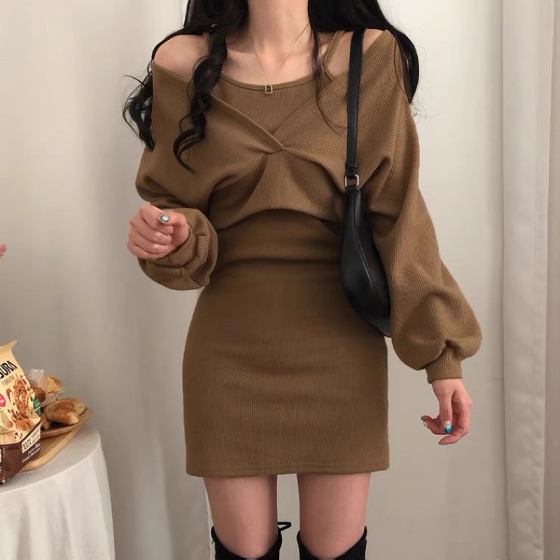 [Ohlala] Váy dệt kim cổ điển phong cách Hồng Kông cổ chữ V gợi cảm.