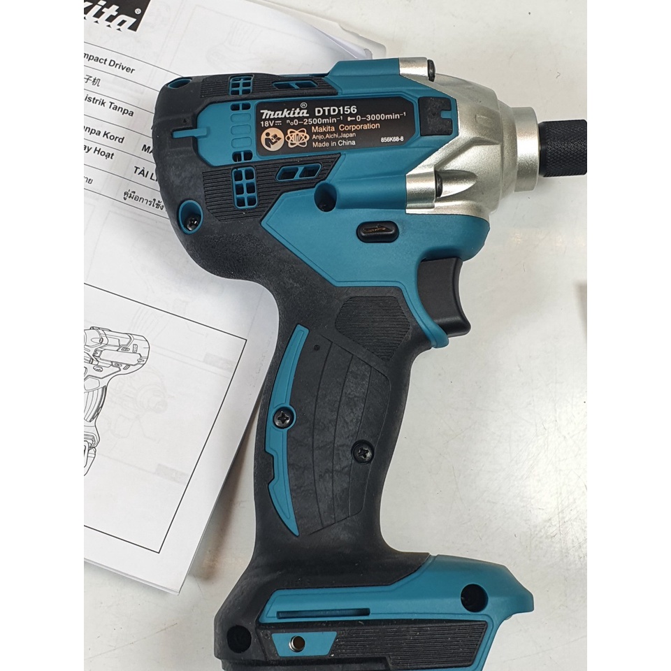 Máy vặn vít dùng pin Makita DTD156Z