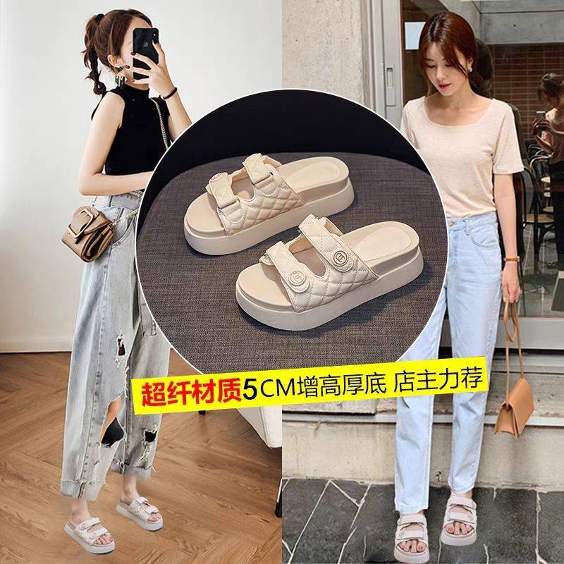 Dép Sandal Đi Biển Đế Dày Thoải Mái Phong Cách Thời Trang Mới