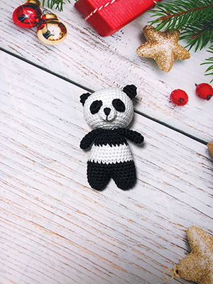 Gấu panda kungfu handmade sợi len 100% cotton mêm mại - Móc chìa khóa Bơ shop