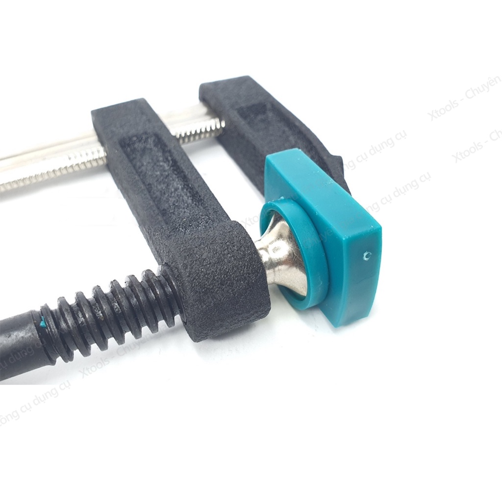 Kẹp gỗ chữ F TOTAL chất liệu thép Cr-V cao cấp, chống rỉ sét cong vênh trong quá trình sử dụng, thiết kế thông minh