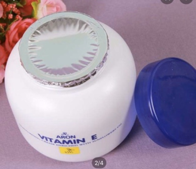 Kem vitamin E dưỡng ẩm Thái Lan 200gr