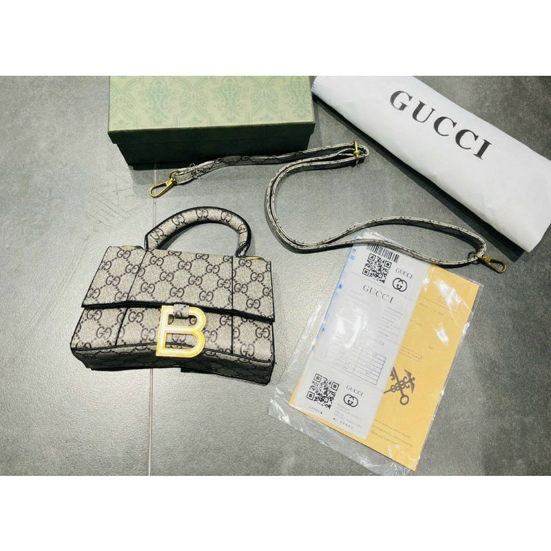 Túi xách có hộp