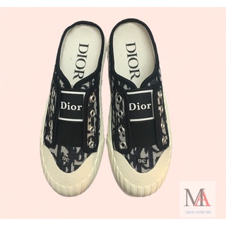 Sục thể thao dior burberry siêu đẹp giày đạp gót màu đen trắng thời trang 2021