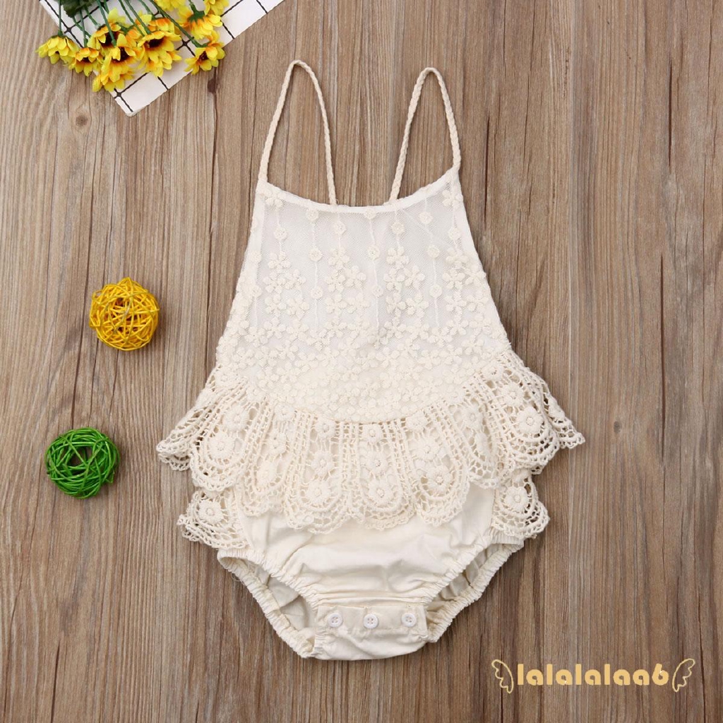 Jumpsuit ren hở lưng gợi cảm cho bé