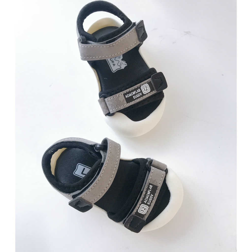 G 93 : Sandal cho bé tập đi cực xinh