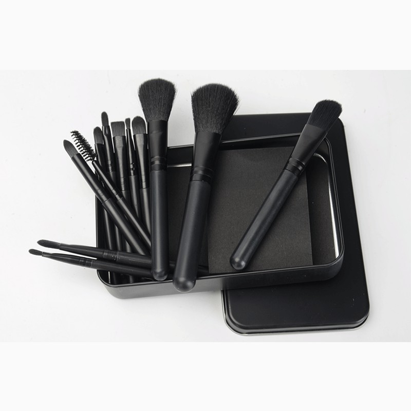 A8 Set 12 Cây Cọ Trang Điểm Đa Năng Hộp Thiếc Cô Gái Siu Hot