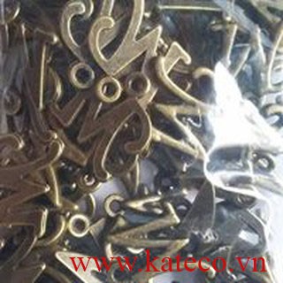 A1920M Chữ hoa 13mm Màu đồng 50 gram/bịch