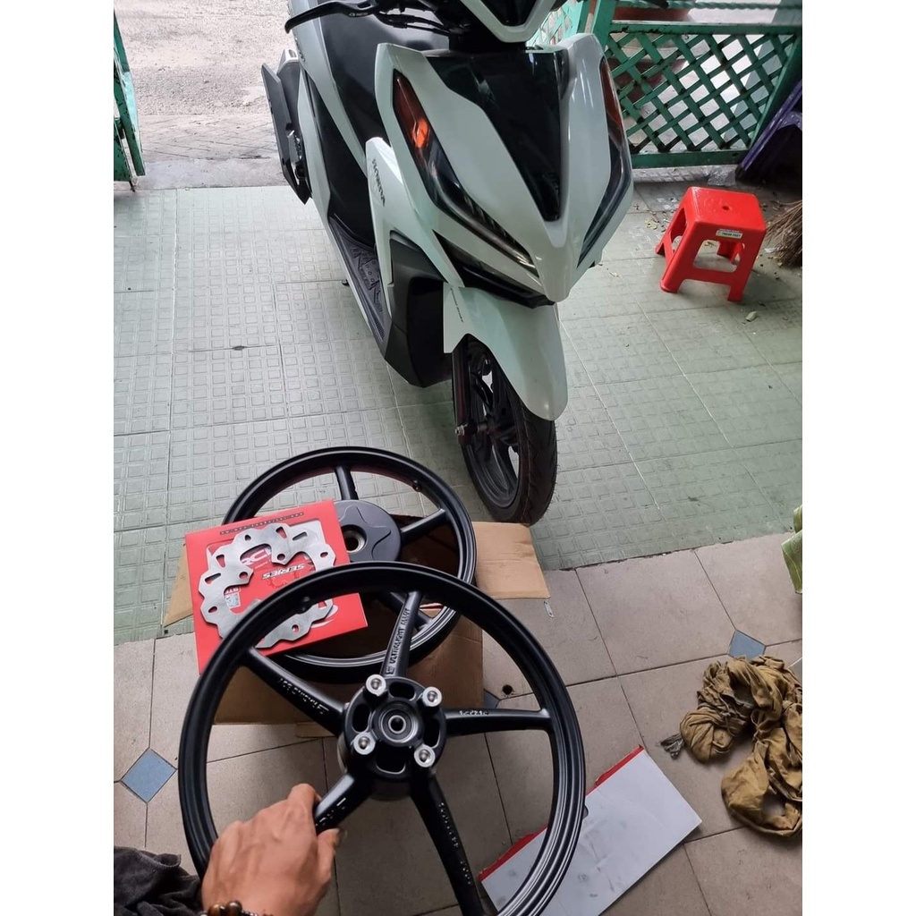 Mâm RCB 5 cây cho Vario, Click, Vision, AB, Beat, Scoopy