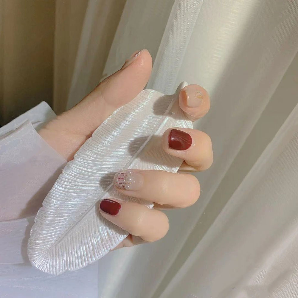 [Hàng mới về] Đĩa trưng bày móng tay nghệ thuật hình lông vũ sáng tạo tiện lợi