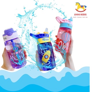 Bình nước chống sặc cho bé mang đi học, bình nước dễ thương có ống hút 480ml 1990Kids