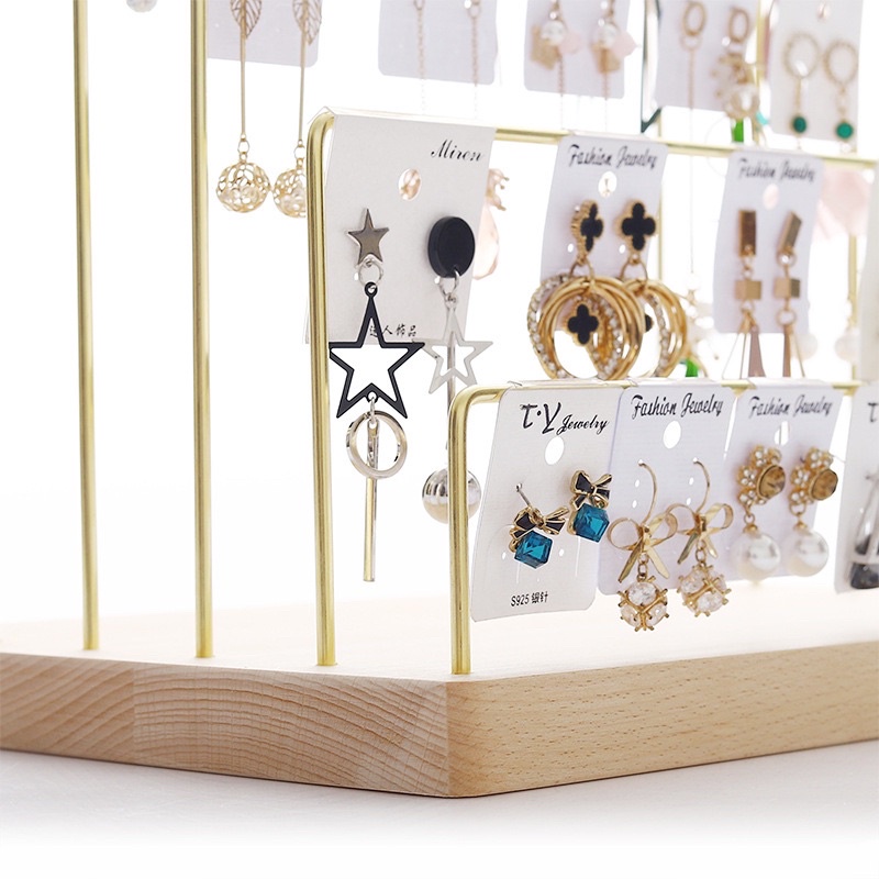 Kệ treo hoa tai đế gỗ sang trọng