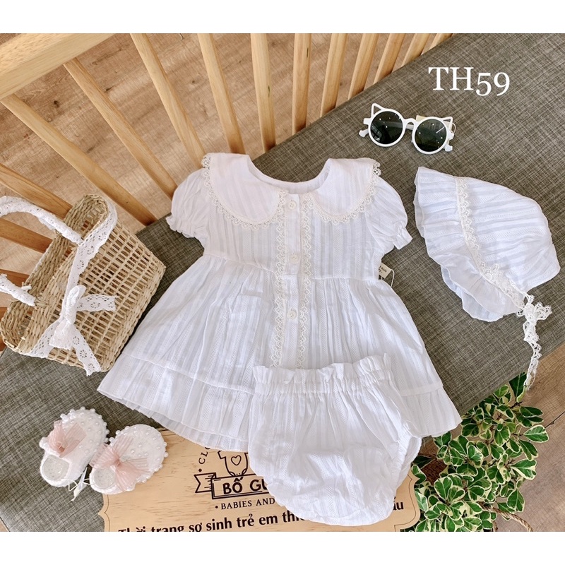 váy xô trắng kèm mũ