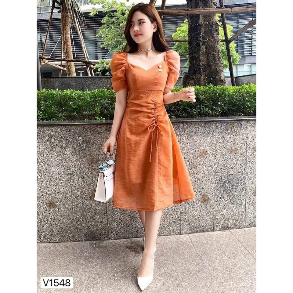 Đầm dáng xòe tay phồng rút dây hông kèm phụ kiện