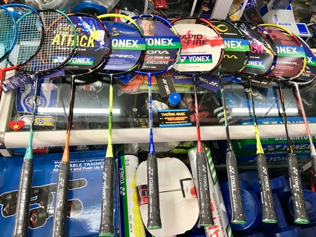 Vợt Cầu Lông Yonex Khung Cacbon Siêu Bền Đan 9-10Kg Tặng Kèm Lưới, Cuốn Cán Và Trái Cầu