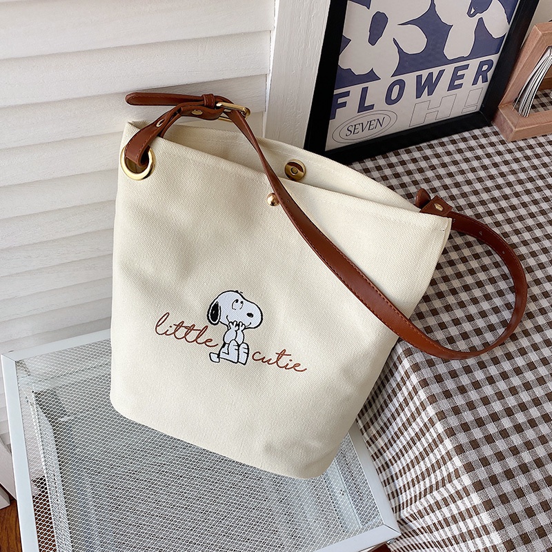 Túi Tote Vải Canvas Màu Trắng In Hình Snoopy 2 Kiểu Đơn Giản Cỡ Lớn Thời Trang Cho Nữ