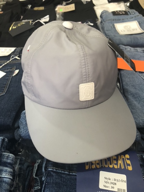 Mũ thời trang dành cho nam nữ