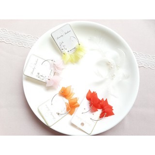 Shop tự chụp sp 100% - Bông tai KHUYÊN TAI CÁNH HOA RƠI NHIỀU MÀU XINH XẮN PHONG CÁCH Hàn Quốc