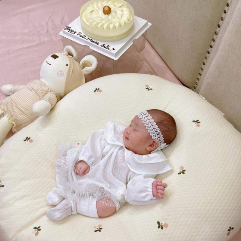 Váy ren công chúa phong cách Hàn Quốc cho bé gái sơ sinh