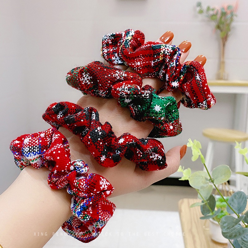 Cột tóc scrunchies noen giáng sinh hoa tuyết S62