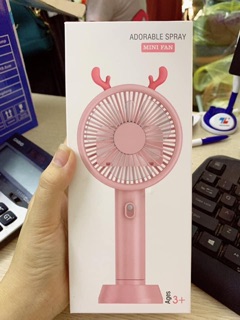 Quạt mini cầm tay hơi nước