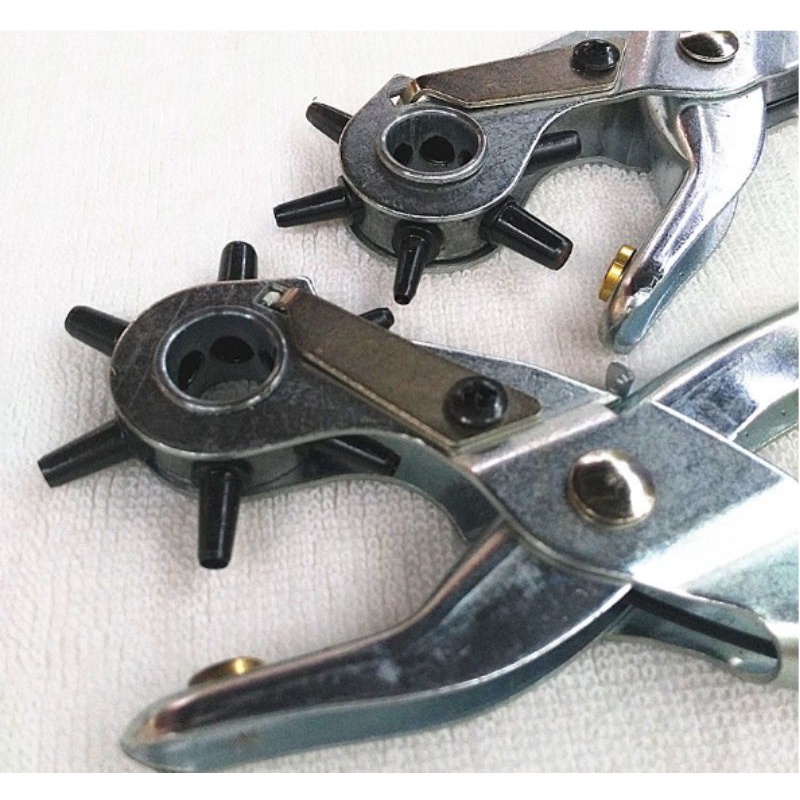 Dụng cụ bấm dây nịt.