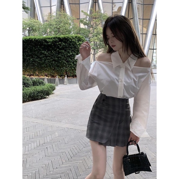 Áo sơ mi hở vai