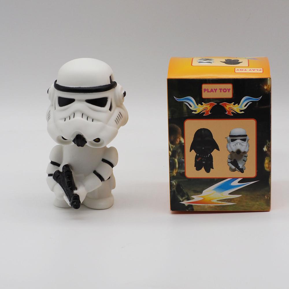 Mô Hình Nhân Vật DANILO Trong Phim Star Wars Màu Trắng / Đen
