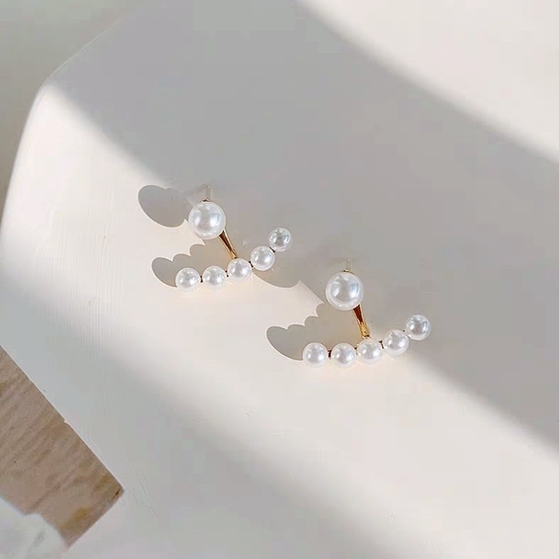 Đôi Khuyên Tai Đính Ngọc Trai Thời Trang Cho Nữ