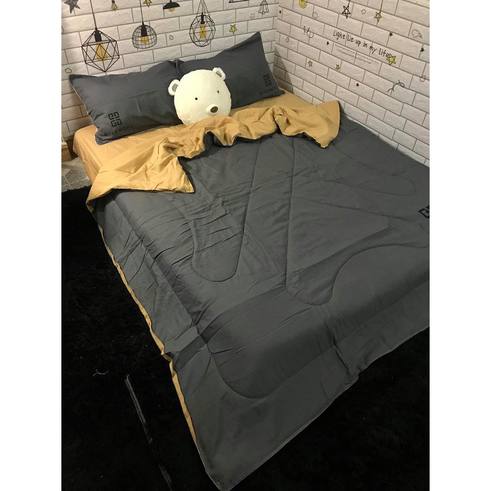 Bộ Drap Trải Giường Chần Bông Đen Vàng Siêu Đẹp M6*2M-M8*2M((1 Chăn Phao, 1 Ga, 2 Vỏ Gối Đầu, 1 Vỏ Gối Ôm)