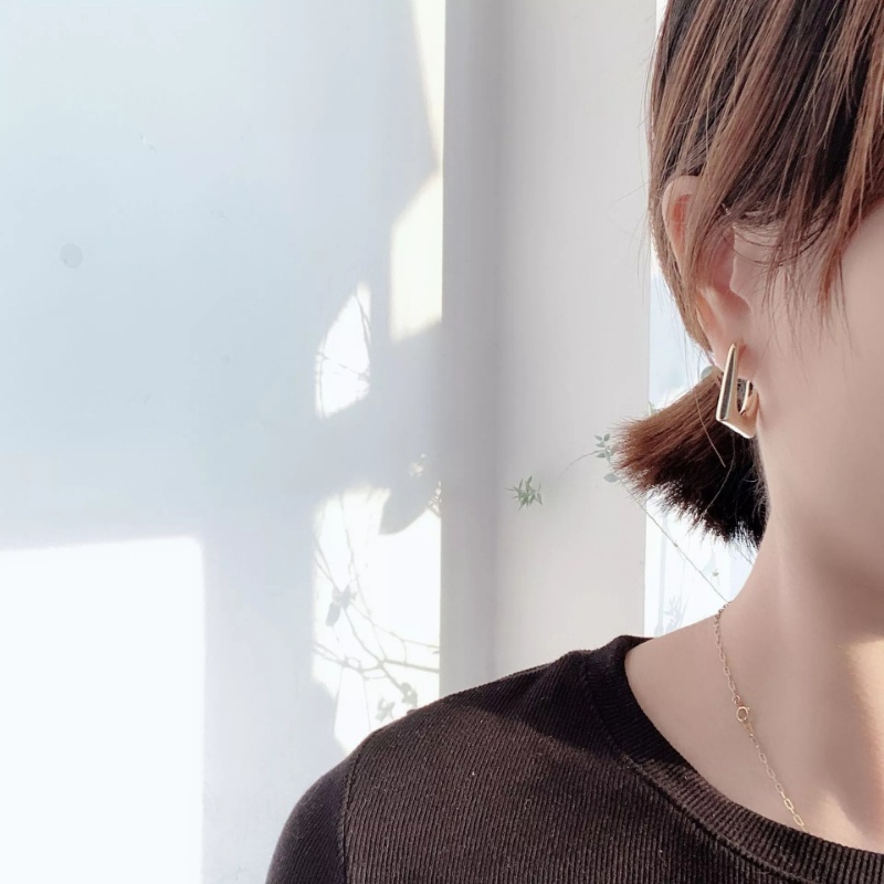 Khuyên Tai Kim Loại Hình Vuông Đơn Giản Sáng Tạo Cho Nữ