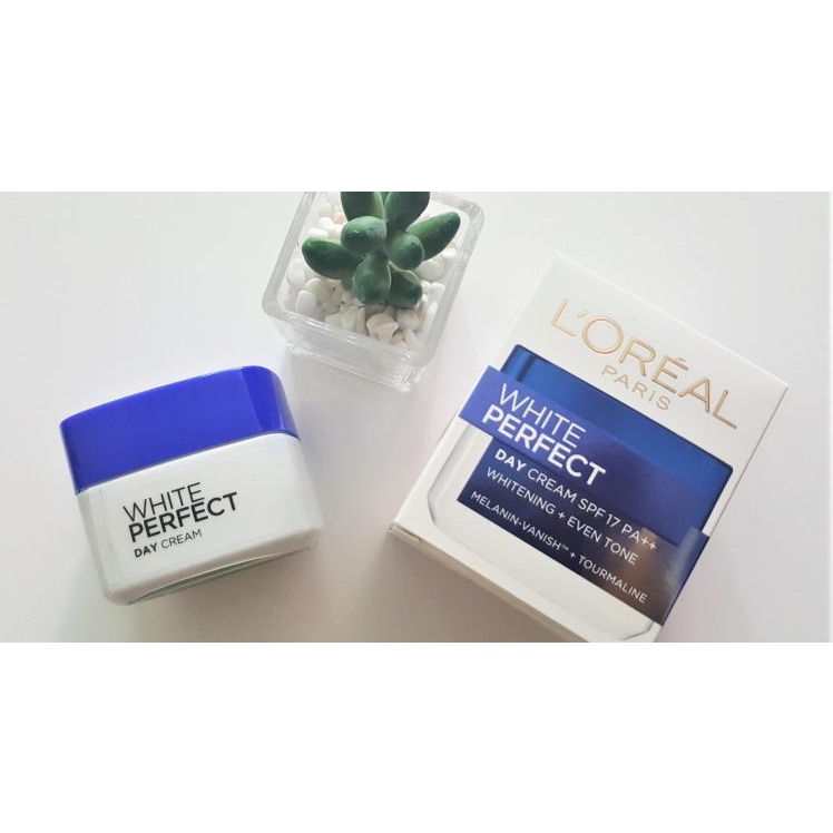 Kem Dưỡng Trắng Ban Ngày Loreal Paris White Perfect SPF 17 PA++ 50ml